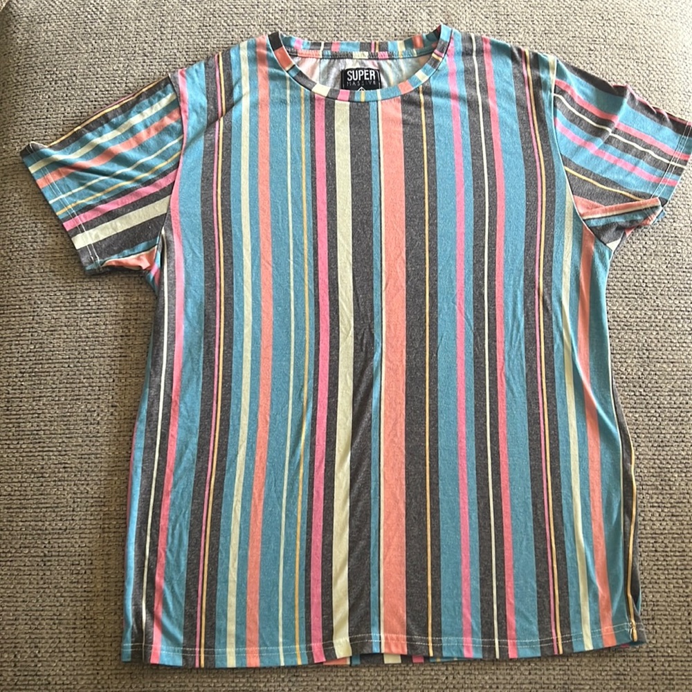 Mens “Super Massive” brand Large Tee shirt